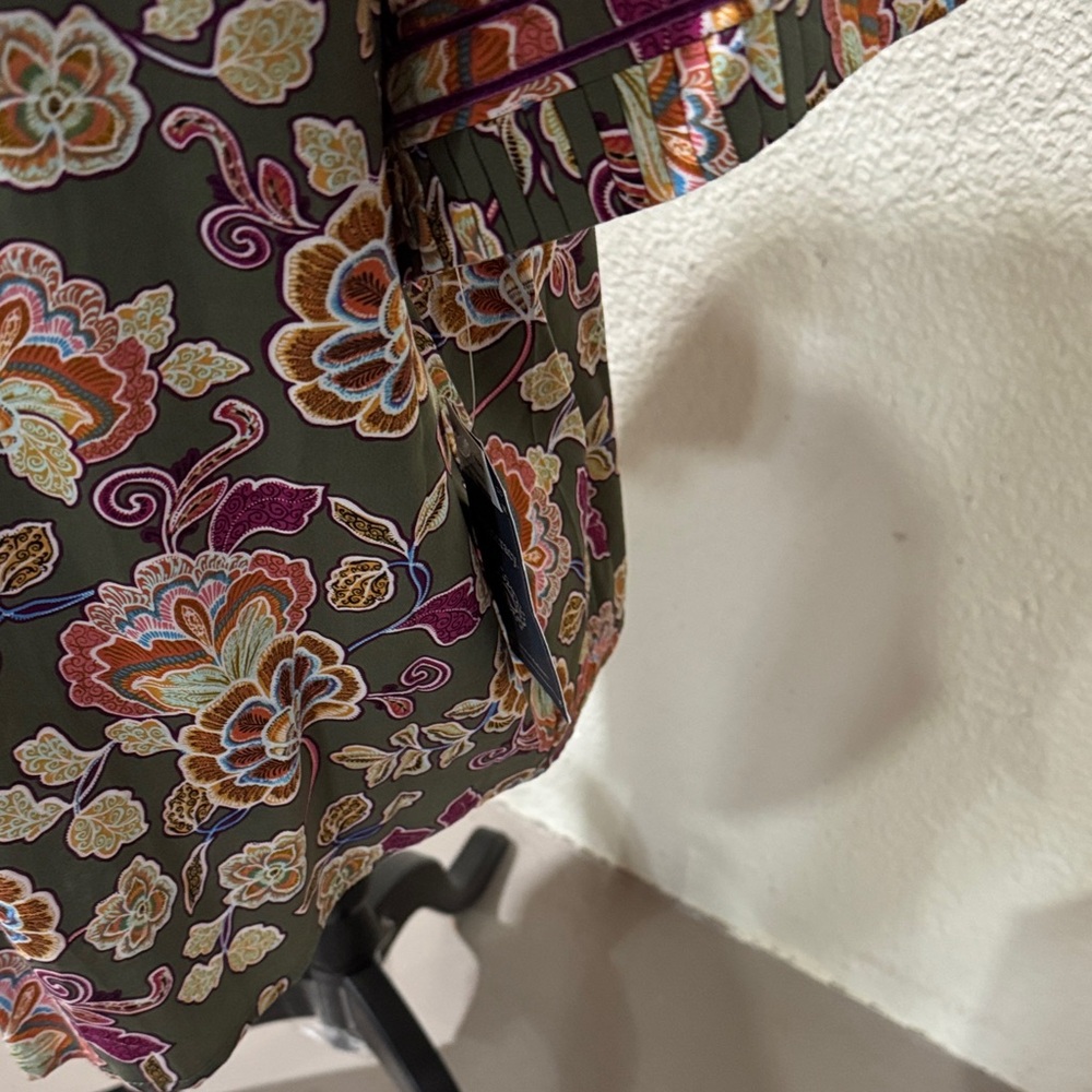 Democracy Multicolor Patterned Blouse NWT - image 4